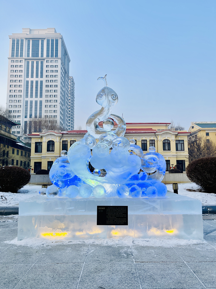 用艺术助力“亚冬会”，“韩美林生肖艺术展”第二次握手哈尔滨