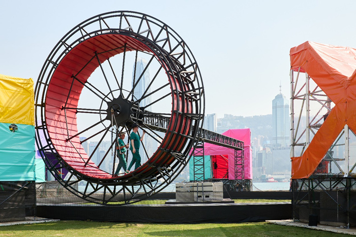 香港西九艺术节:在转动轮轴间,重构城市的艺术呼吸