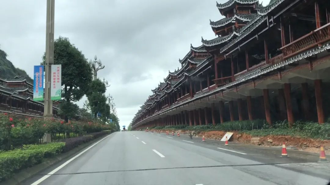 “我们”交错的目光：人类学与当代艺术的双重镜像