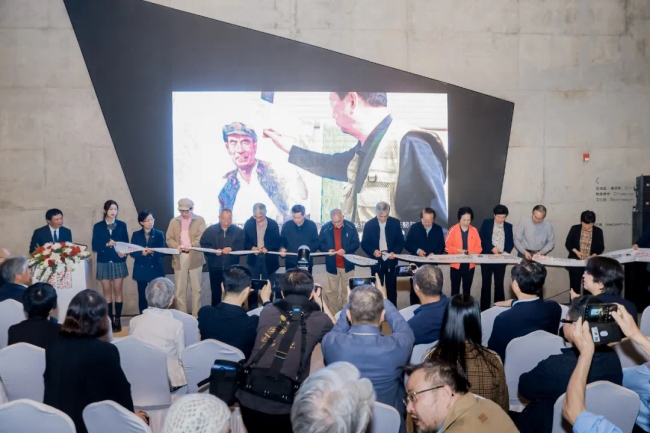 肖峰艺术馆开馆暨“时代之子——肖峰、宋韧艺术展”开幕