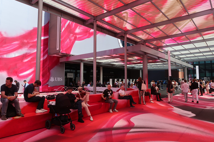 第55届巴塞尔艺术展:身临“意象无限”,纵览多元视野