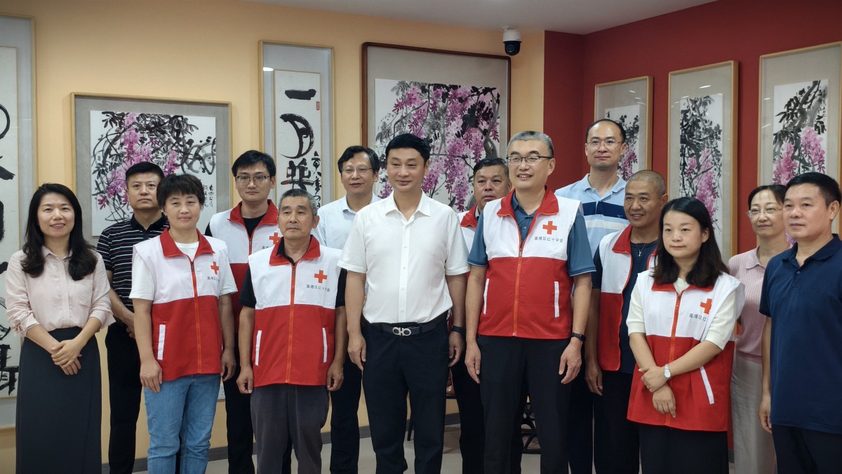 人文|紫藤传情 博爱高新——李俊以笔墨致敬红十字志愿担当