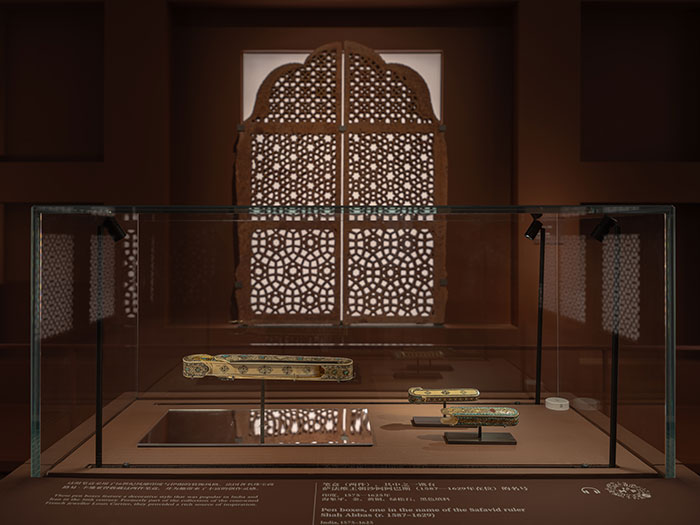 浦东美术馆年末压轴钜献：卢浮宫300件馆藏珍品呈现“图案上的王朝”