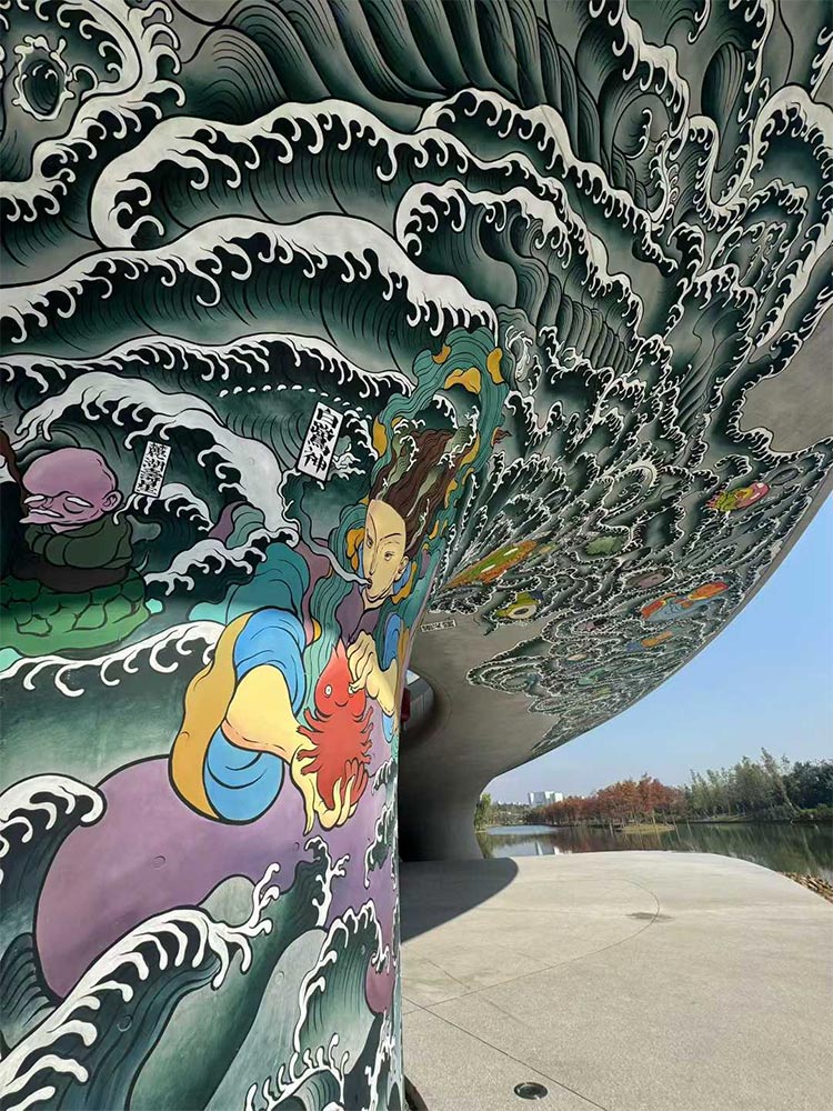 万物皆可神：文那大型个展亮相成都