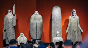 40余载“精神塑形”首次大型个展 “天地间”曾成钢雕塑作品展上海开幕