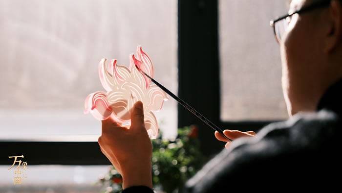 剪刀开合间的东方秘境