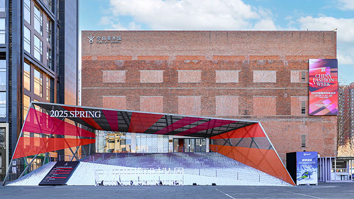 专访晏燕：民营当代美术馆先驱向社会美育美术馆转型之路