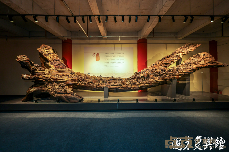 汉中市南郑区举办乌木金丝楠雕刻作品展